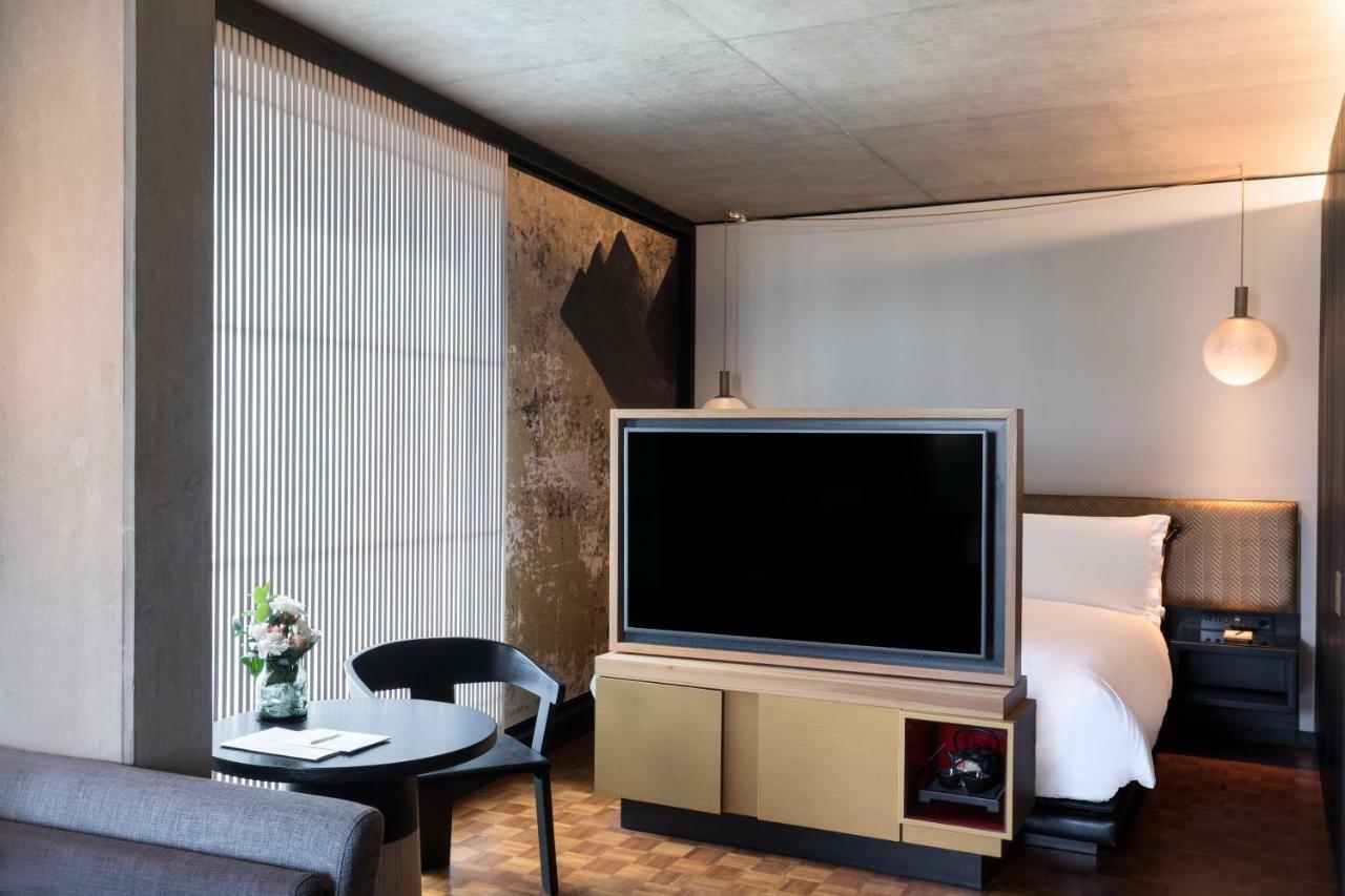Nobu Hotel London Shoreditch Ngoại thất bức ảnh A room at the hotel